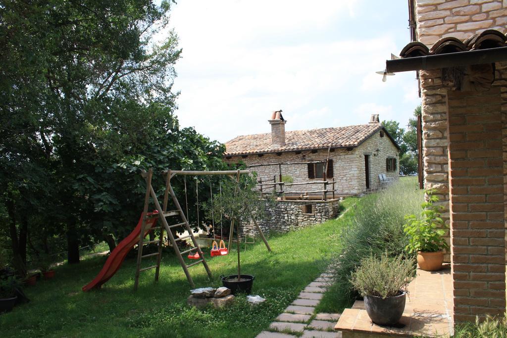 Agriturismo Valdifiori Sassoferrato エクステリア 写真